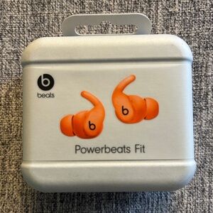 Powerbeats Fit Earbuds